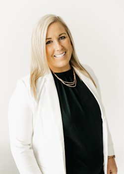 Dr. Amber McCarville Dr. Amber McCarville