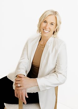 Dr. Amber McCarville Dr. Amber McCarville